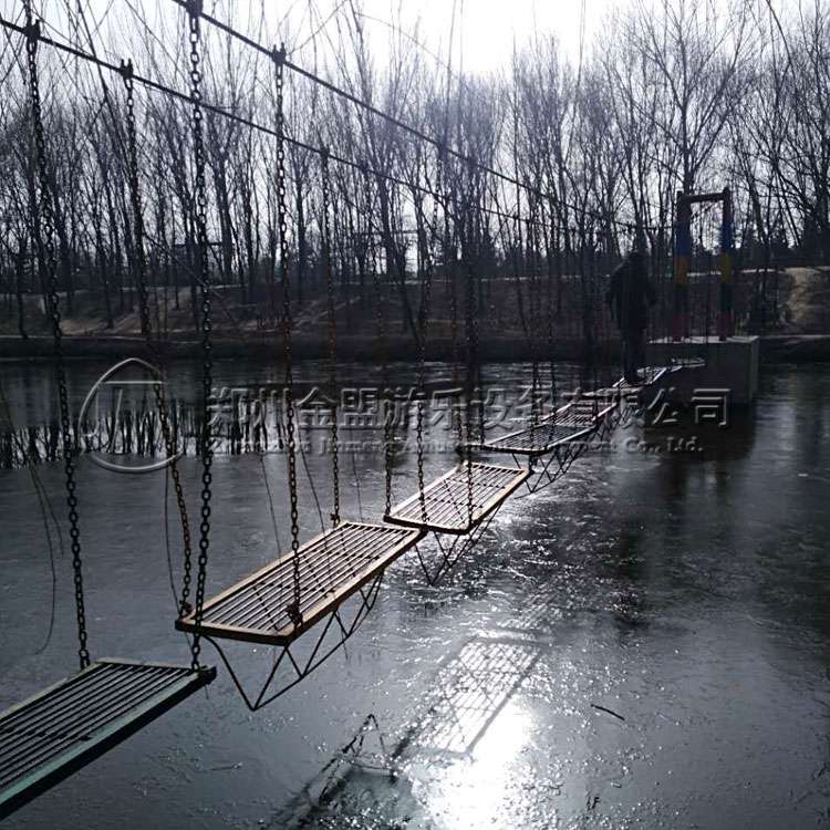 水上拓展項目_體能樂園