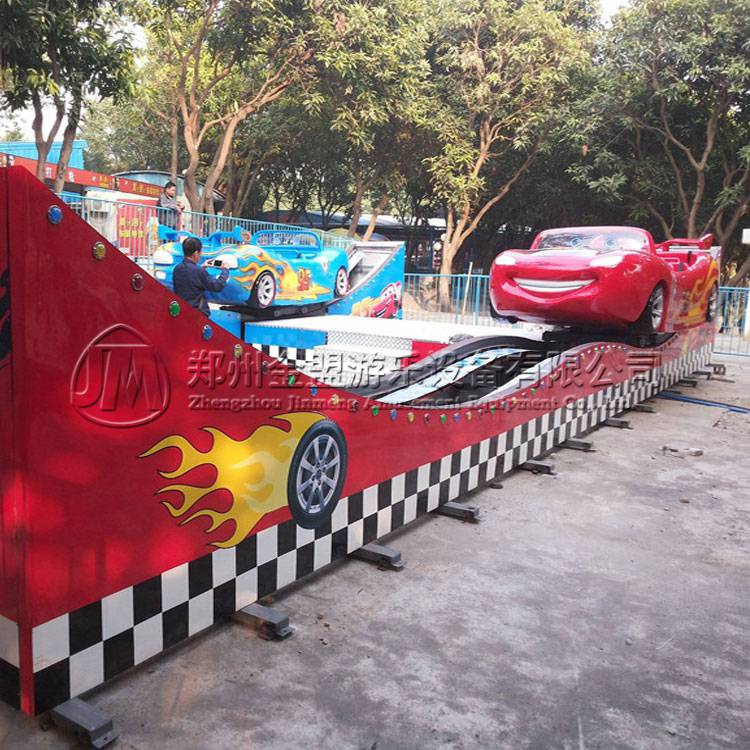彎月飄車,彎月飛車