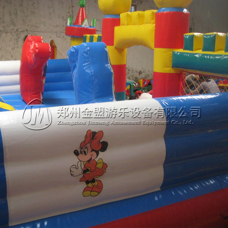 迪士尼充氣城堡