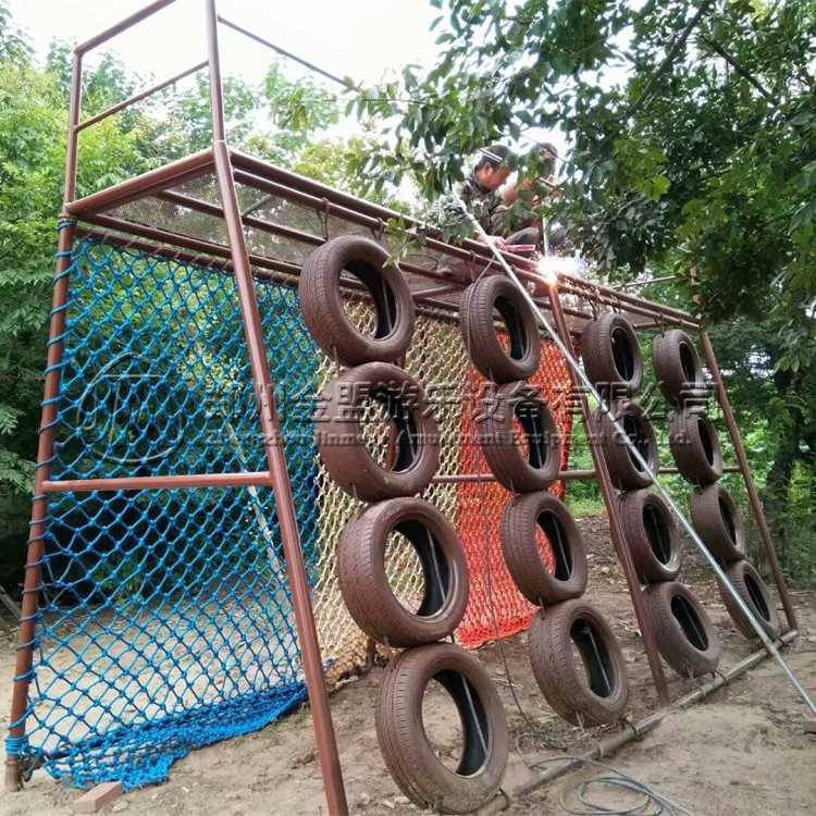 輪胎攀巖_體能樂園